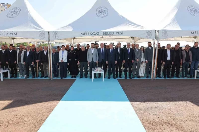 Açılıştan açılışa koşan Melikgazi Belediyesi, ilçeye kazandırdığı Sağlık yatırımlarına bir yenisini