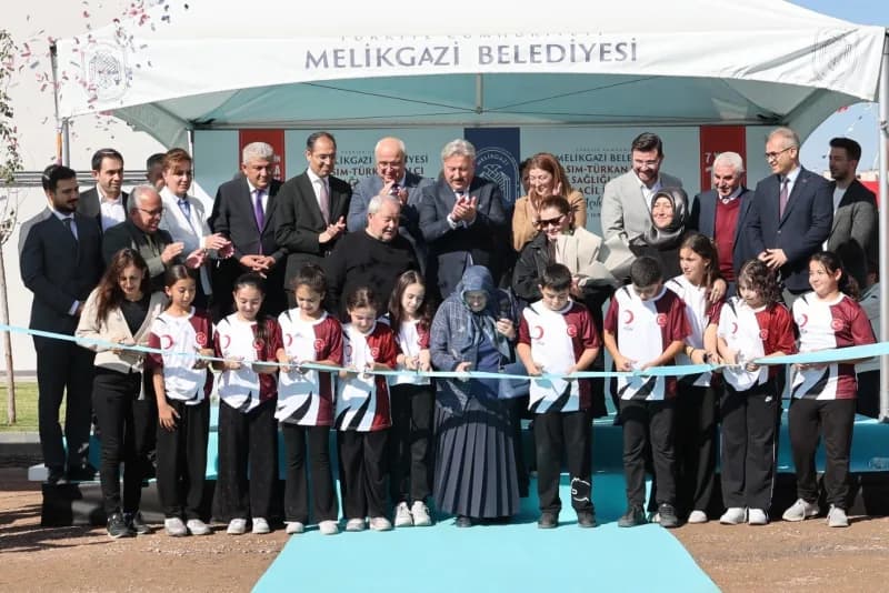 Açılıştan açılışa koşan Melikgazi Belediyesi, ilçeye kazandırdığı Sağlık yatırımlarına bir yenisini