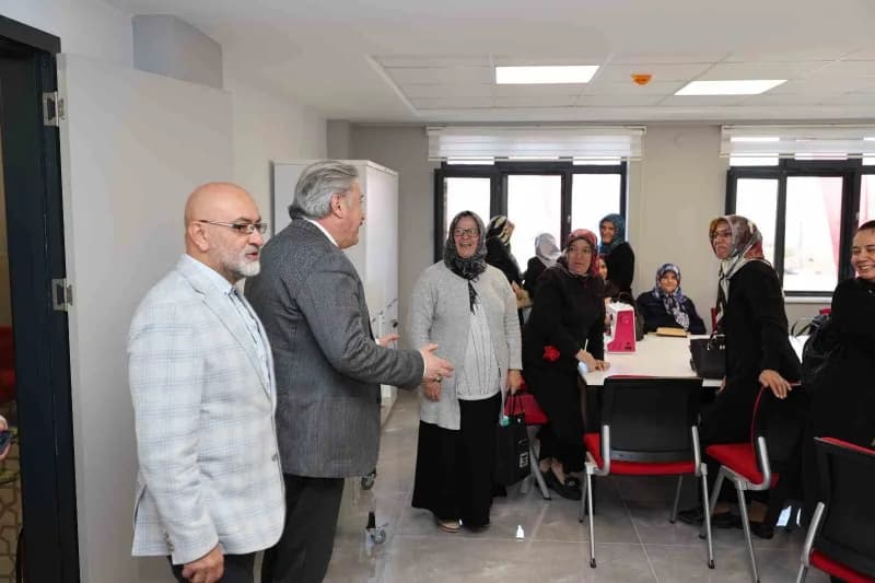 Melikgazi Belediyesi, Kıranardı Mahallesi’nde hayırsever iş birliğiyle hayata geçirdiği içerisinde İsmail Tekin Akıl Küp