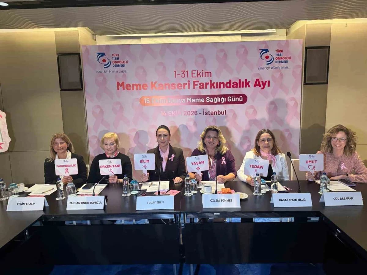 Türk Tıbbi Onkoloji Derneği Üyesi hekimler, 1-31 Ekim Meme Kanseri Farkındalık Ayı ve 15 Ekim Dünya Meme Sağlığı Günü do