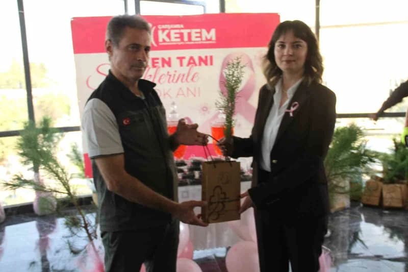 1-31 Ekim Meme Kanseri Farkındalık Ayı kapsamında Çarşamba İlçe Sağlık Müdürlüğü tarafından "Meme Kanserinde Erken Teşhi