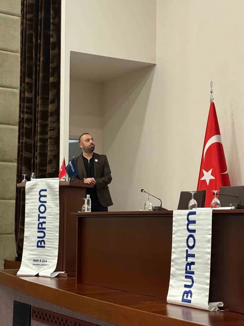 Burtom Konur Cerrahi Tıp Merkezi Genel Cerrahi Uzmanı Op. Dr. Doğan Fakıoğlu, "Meme Kanseri Farkında