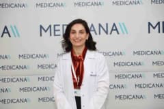 Medicana Sağlık Grubu Radyoloji Uzmanı Uzm. Dr. Nesrin Atcı meme kanseri görüntüleme yöntemleri hakkında bilgi verirken