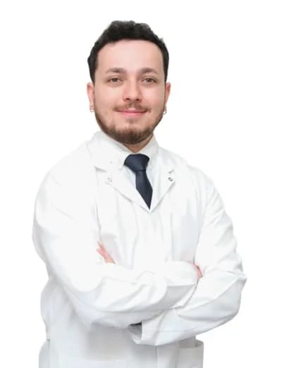 Acıbadem Eskişehir Hastanesi Estetik ve Plastik Cerrahi Uzmanı Dr. İlker Altundağ açıklama yapıyor