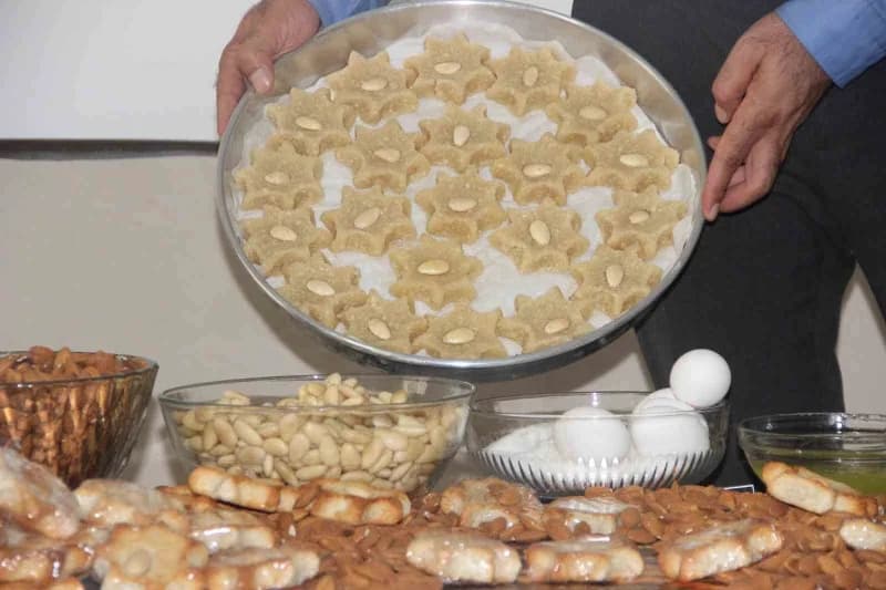 2021 yılında coğrafi işaretle tescillenen memilheva, ilçe kültürünün misafirperverlik anlayışını en güzel şekilde yansıt