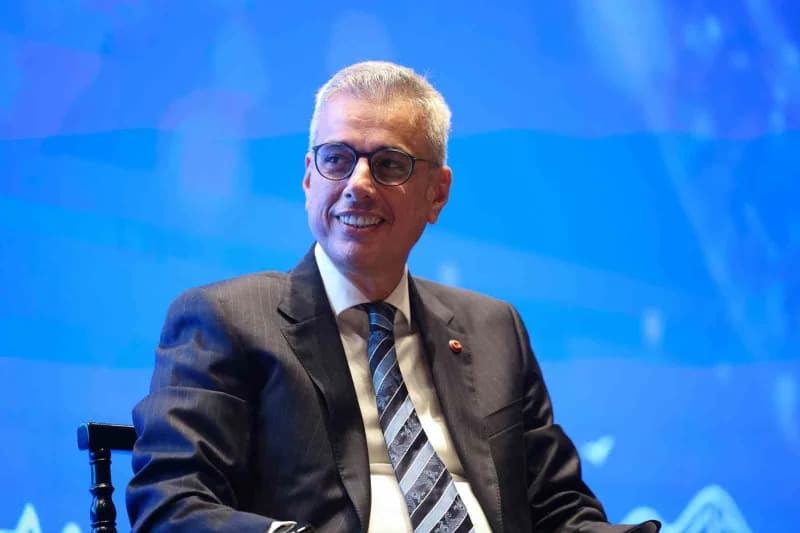Sağlık Bakanı Kemal Memişoğlu, 12'nci Türk Tıp Dünyası Kurultayı'nda ‘gençlerle Buluşma' etkinliğind