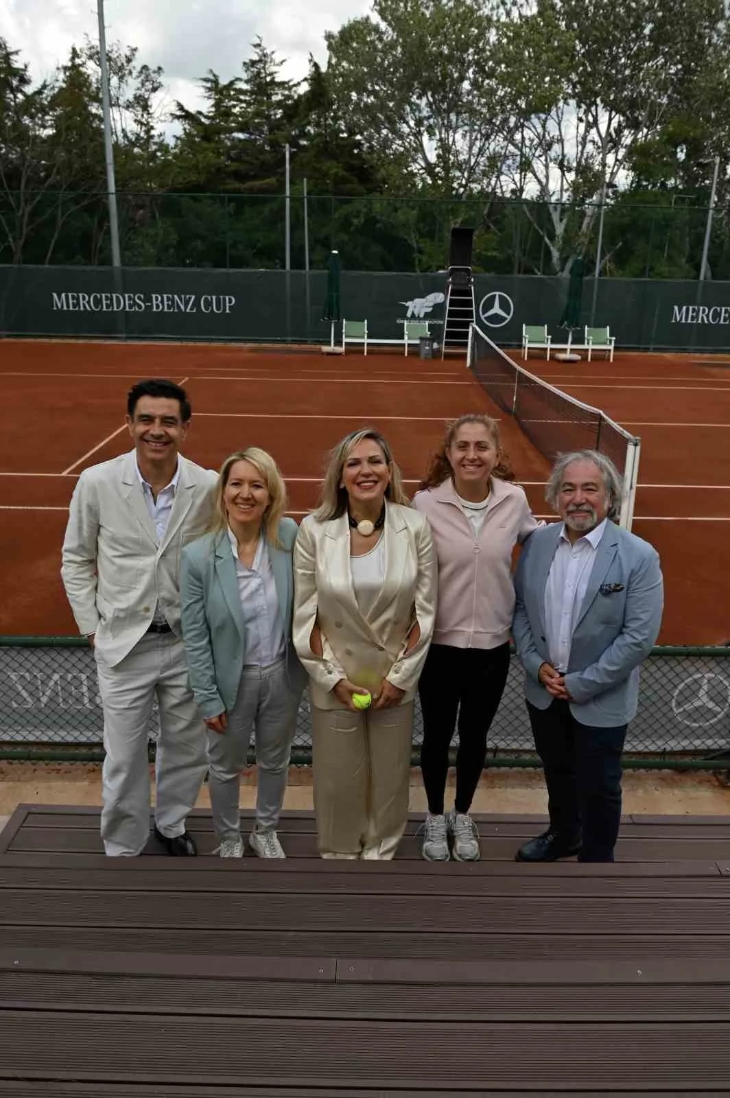 Türkiye Tenis Federasyonu (TTF) Ana Sponsoru Mercedes-benz Otomotiv tarafından düzenlenecek Mercedes-benz Cup Tenis Turn