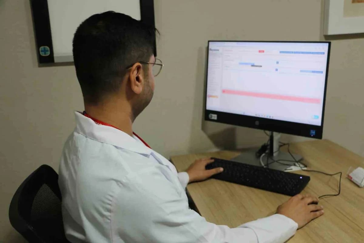 Uzmanlar Merdiven altı kozmetik ürünlerin kullanılması kansere yol açabileceği uyarısında bulundu. U