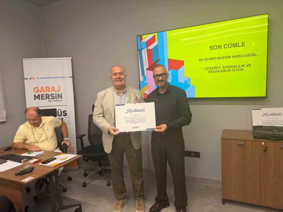 Mersin Büyükşehir Belediyesi Kariyer Merkezi tarafından yürütülen ‘dijital Liderler Geliyor’ Projesi kapsamında, Aile Şi