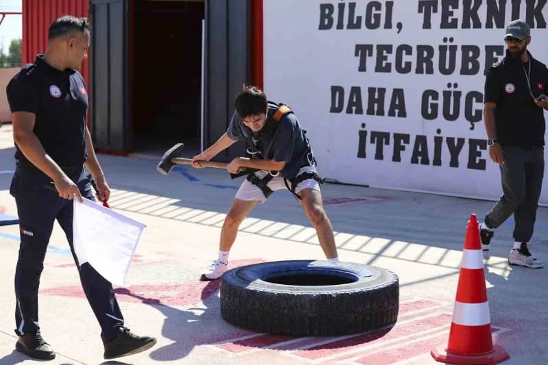 Mersin Büyükşehir Belediyesi tarafından istihdam edilecek 50 İtfaiye eri için düzenlenen sınavlar tamamlandı.
