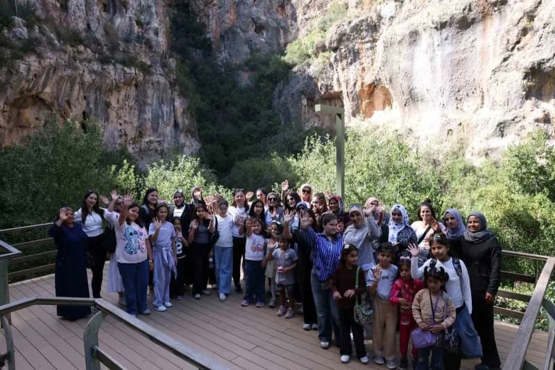 Mersin’in Akdeniz ilçesinde, 11 Ekim Dünya Kız Çocukları Günü dolayısıyla düzenlenen etkinlikte kırsal bölgelerden 100 A