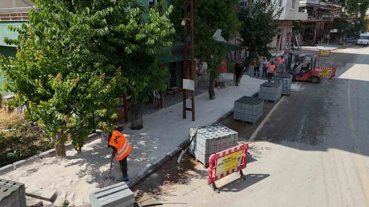 Mersin Büyükşehir Belediyesi, Toroslar ilçesinin kırsal mahallelerinde yürüttüğü çalışmalar kapsamında 28 bin 800 metre
