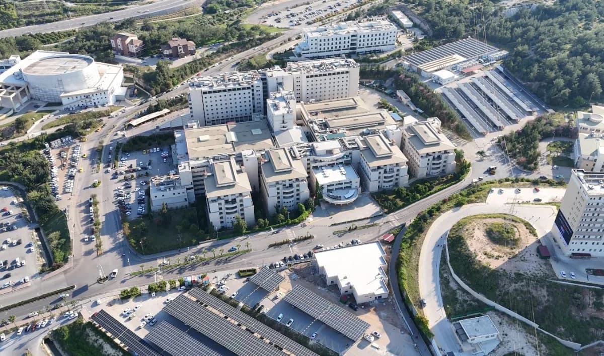 Mersin Üniversitesi Hastanesi, 2026 yılında bir milyonu aşkın hastaya Sağlık hizmeti sunarken, bünye