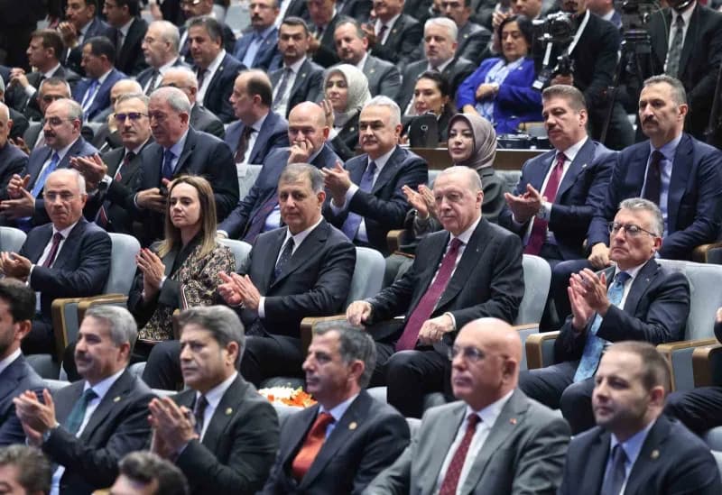 Cumhurbaşkanı ve AK Parti Genel Başkanı Recep Tayyip Erdoğan, AK Parti Kongre Merkezi'nde AK Parti Milletvekilleri ile Y