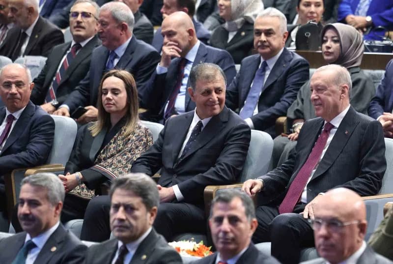 Cumhurbaşkanı ve AK Parti Genel Başkanı Recep Tayyip Erdoğan, AK Parti Kongre Merkezi'nde AK Parti Milletvekilleri ile Y