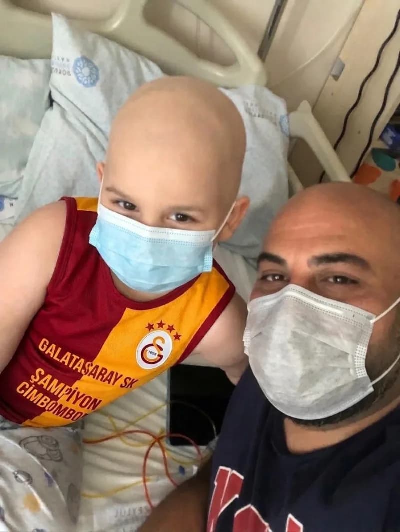 Ali Tahir Akyol (Solda) ve baba Uğur Akyol (Sağda)