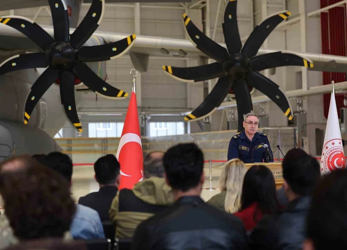 Milli Savunma Bakanlığı (MSB) Sözcüsü Tuğamiral Zeki Aktürk, İsrail’in Filistine yönelik saldırılarına ilişkin, "İçlerin