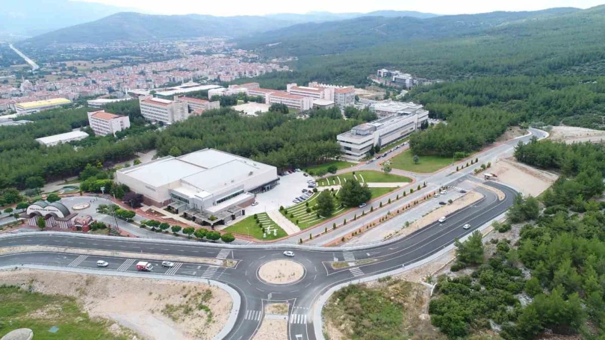 Stanford Üniversitesi tarafından, Hollanda merkezli yayıncılık şirketi ELSEVIER iş birliğiyle yapılan çalışmada 2026 yıl
