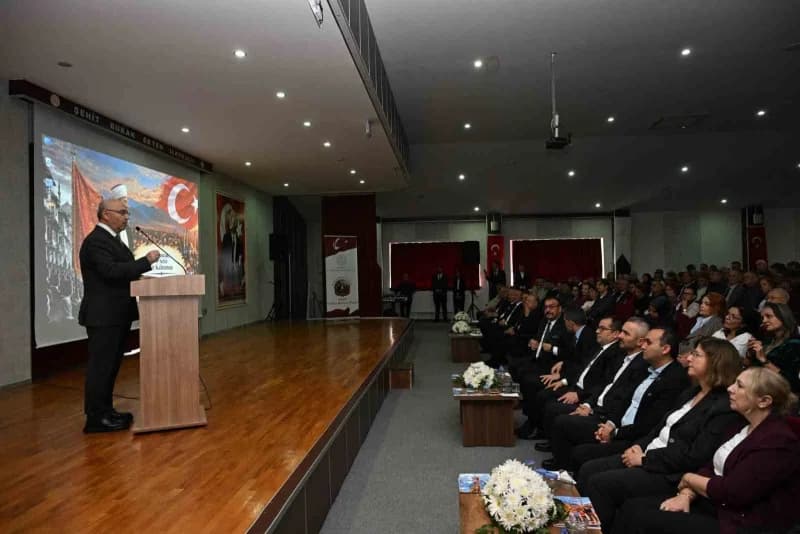 Denizli İl Millî Eğitim Müdürlüğü tarafından ilkokul öğrencilerine yönelik hazırlanan "Bir Sancak, B
