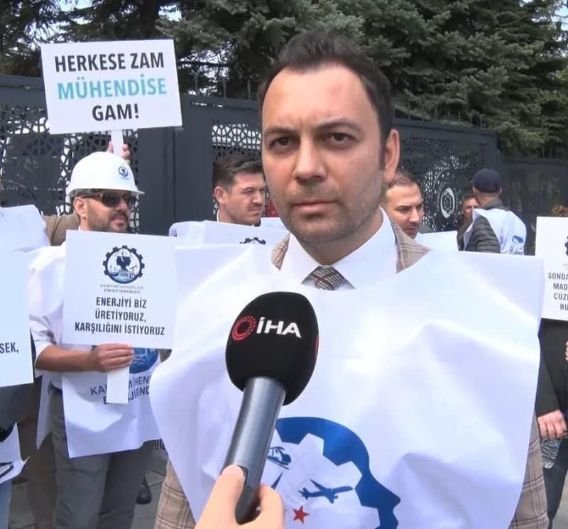 Mühendislerin gerektiği değeri görmesine değinen Mühendis Tek-Sen Ulaşım Sendikası Genel Başkanı Muhammet Yuşa Ekici, "Y