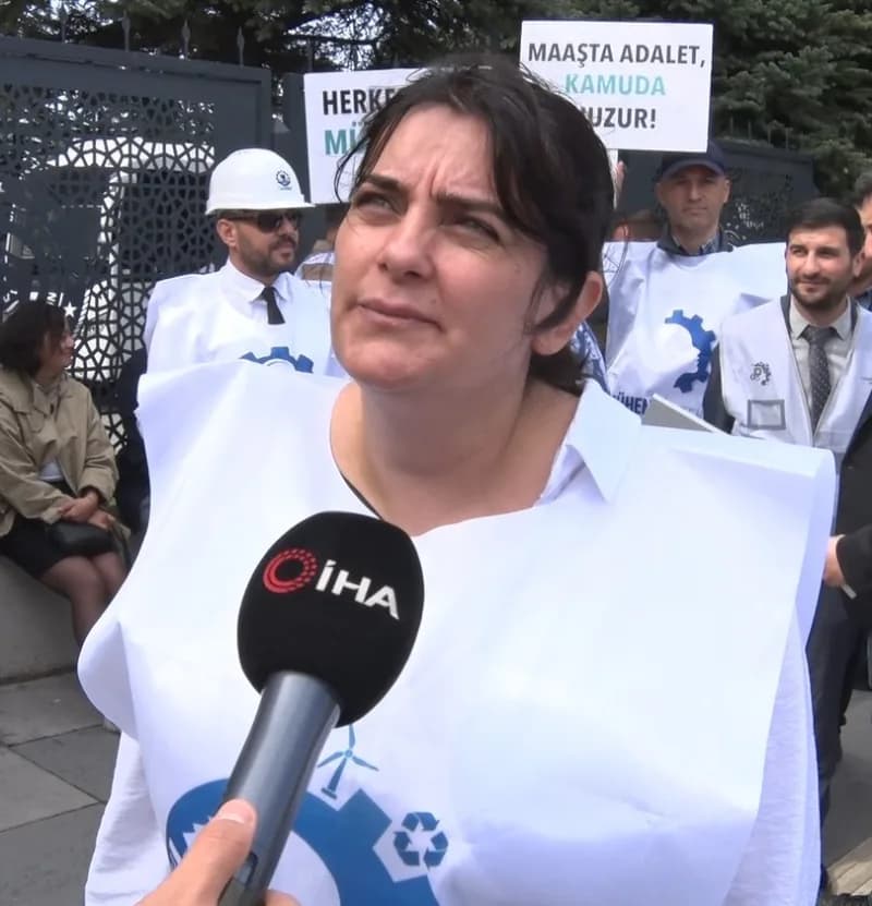 Mühendis Zeynep Taner ise, "Kamuda yerel yönetimlerde görev yapıyorum. İlçeler şehirleri, şehirler de ülkelerinin temeli