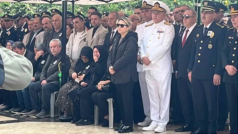 Antalya’da gece saatlerinde rahatsızlanarak kaldırıldığı hastanede doktorların tüm müdahalelerine ra