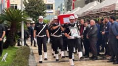 Antalya Valiliği’nde Muratpaşa Kaymakamı İhsan Kara için düzenlenen cenaze töreninden duygusal anlar