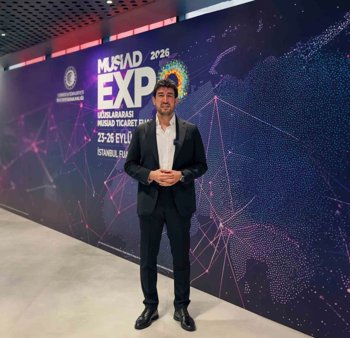 MÜSİAD EXPO 2026’da Ömer Faruk Kızılgüney uluslararası iş insanlarıyla görüşmeler yaparken