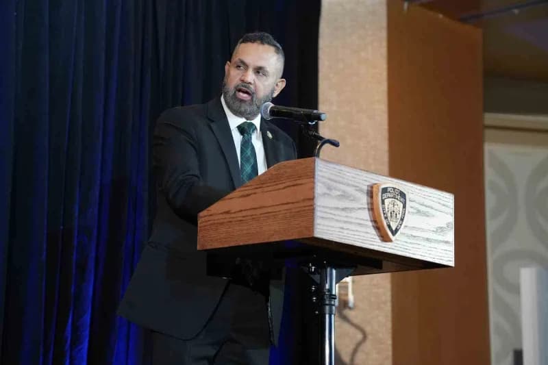 NYPD Müslüman Polisler Derneği Başkanı Waheed Akhter