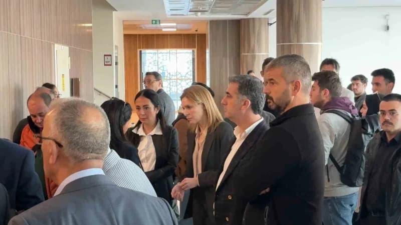 Bursa adliyesinde Mustafa Bozbey ve Turgay Erdem’in yargılandığı davanın duruşma salonu