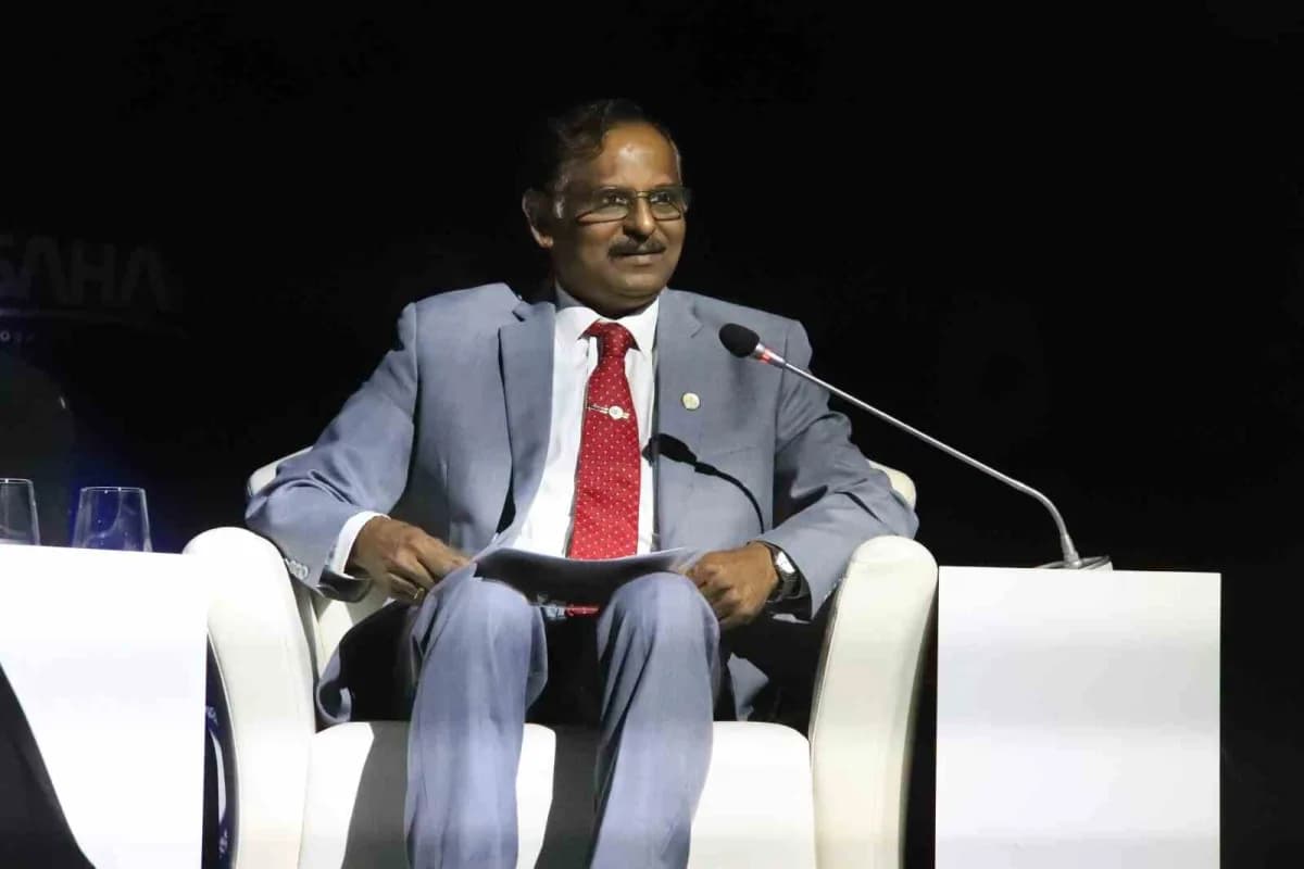 ISRO Başkanı v. Narayanan
