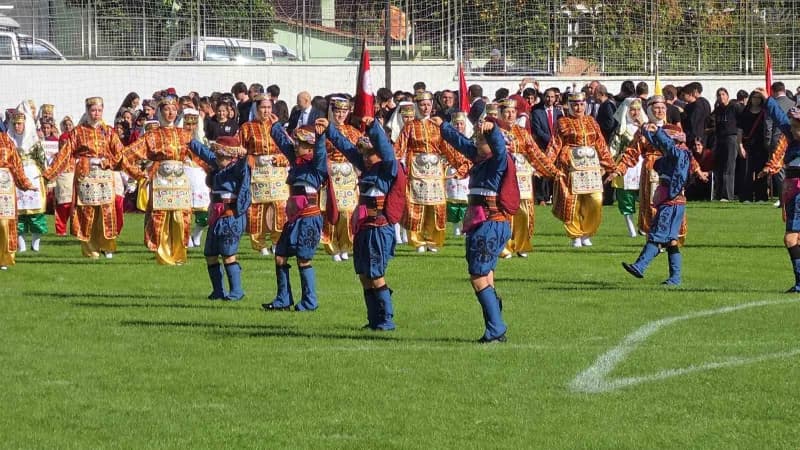 Nazilli’de Cumhuriyet coşkusu caddelere taştı