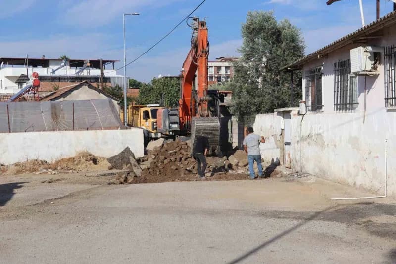 Sümer Mahallesi’nde yol çalışmaları sürüyor