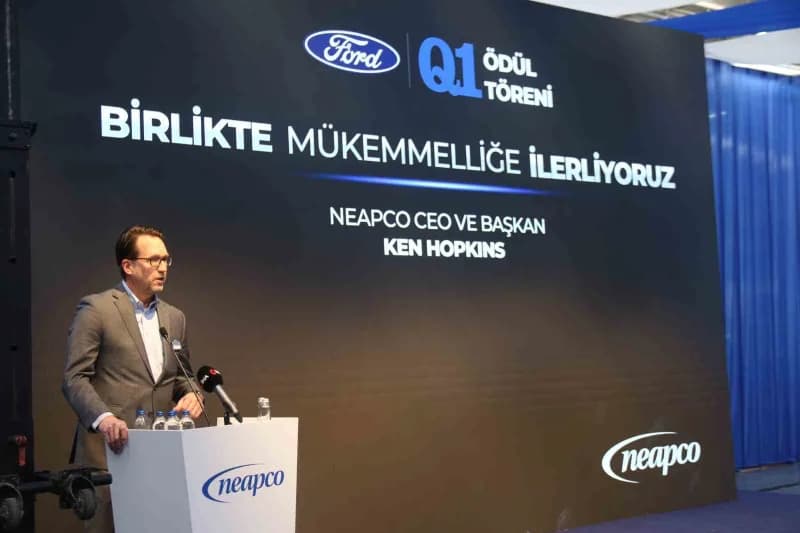 Neapco Holdings Küresel Başkanı ve CEO'su Kenneth (Ken) l. Hopkins