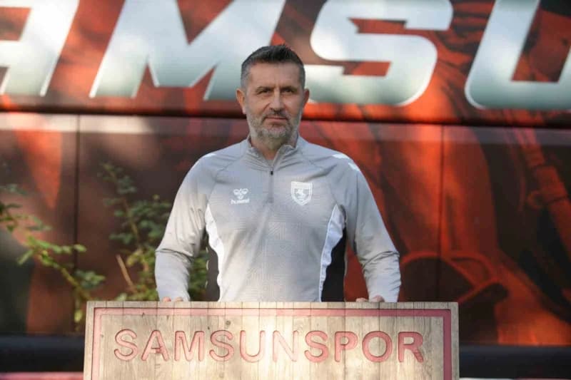 Nenad Bjelica basın toplantısında Samsunspor hakkında açıklama yapıyor