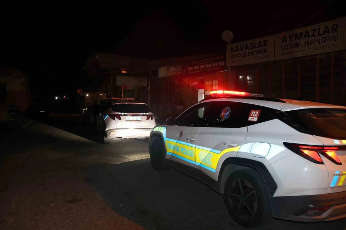 Nevşehir'de aracıyla drift atarak Trafik güvenliğini tehlikeye atan sürücü, Polis ekiplerinin titiz çalışması sonucu yak