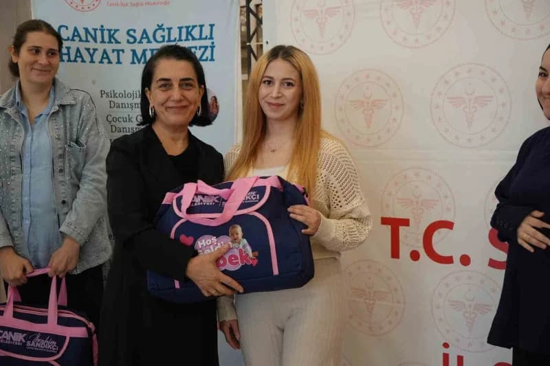 Canik Kaymakamı Şeref Aydın'ın eşi Özlem Nom Aydın