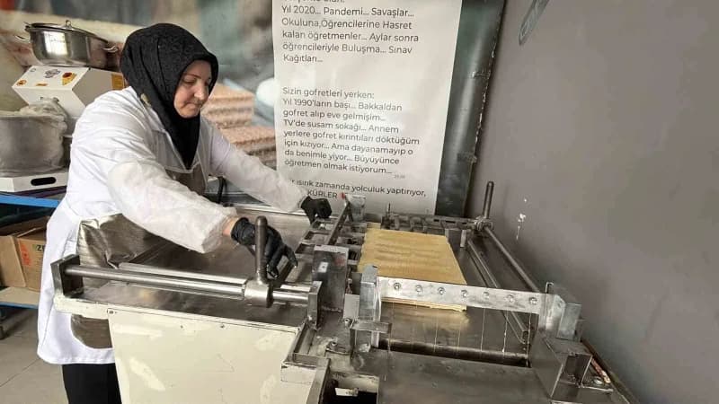 Sakarya’da emekli Türkçe öğretmeni Hanife Kısmet, bir vefa borcu üzerine eşi ile birlikte başladığı işte, geleneksel gof