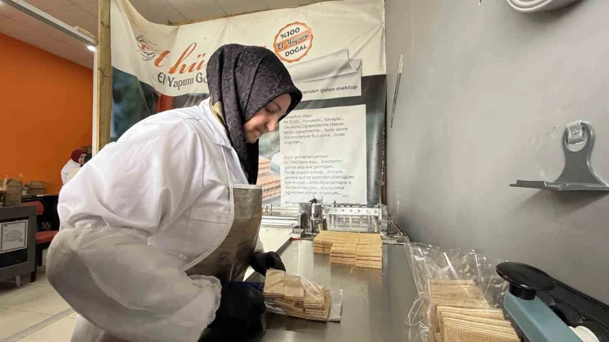 Sakarya’da emekli Türkçe öğretmeni Hanife Kısmet, bir vefa borcu üzerine eşi ile birlikte başladığı işte, geleneksel gof