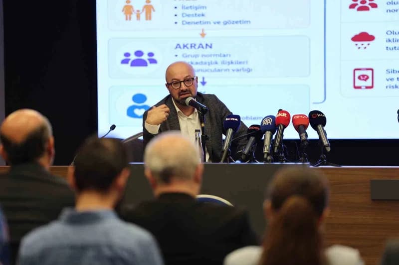 Prof. Dr. Emrah Akbaş