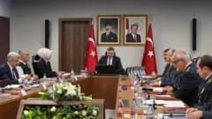 İçişleri Bakanı Mustafa Çiftçi okul güvenliği toplantısında konuşma yaparken