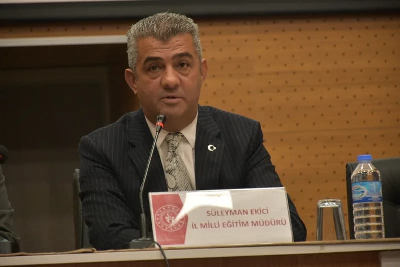 Erzurum Gençlik ve Spor İl Müdürlüğü ile Milli Eğitim Müdürlüğü’nün ortaklaşa düzenlediği Okul Sporları Planlama ve Koor