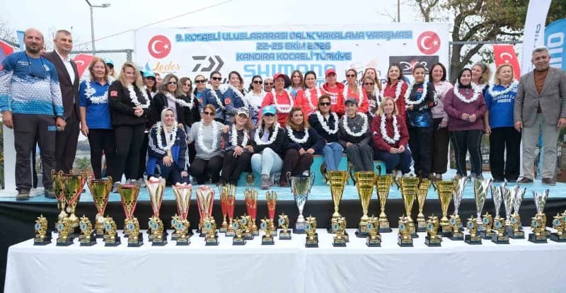 Kocaeli'nin Kandıra ilçesinde düzenlenen 9. Uluslararası Balık Yakalama Yarışması, 16 ülkeden 240 sp