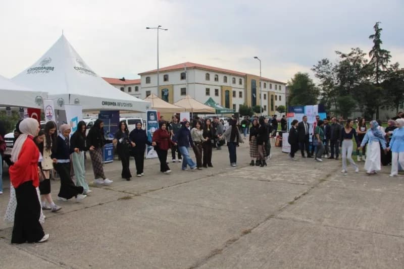 Ondokuz Mayıs Üniversitesi (OMÜ) 2026-2027 akademik yılı oryantasyon etkinlikleri kapsamında, İletişim Fakültesi koordin