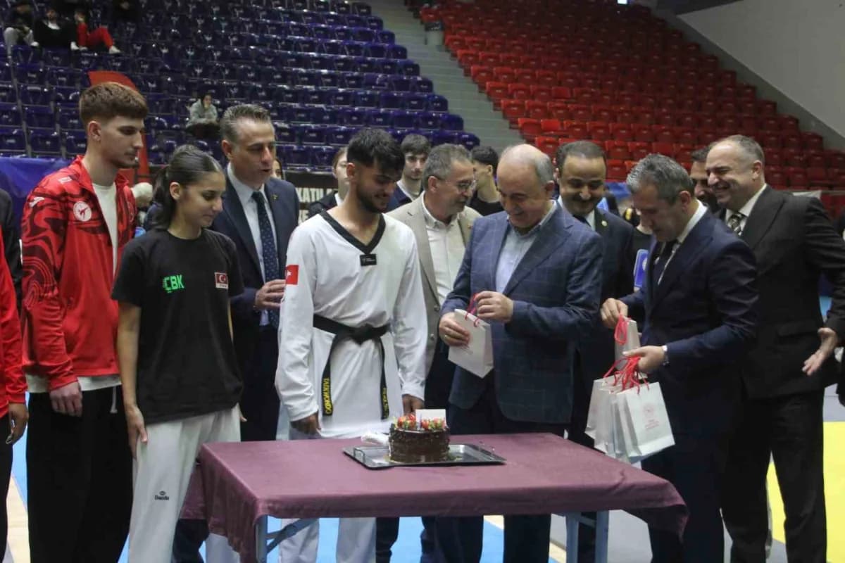 Sporcular için pasta kesimi