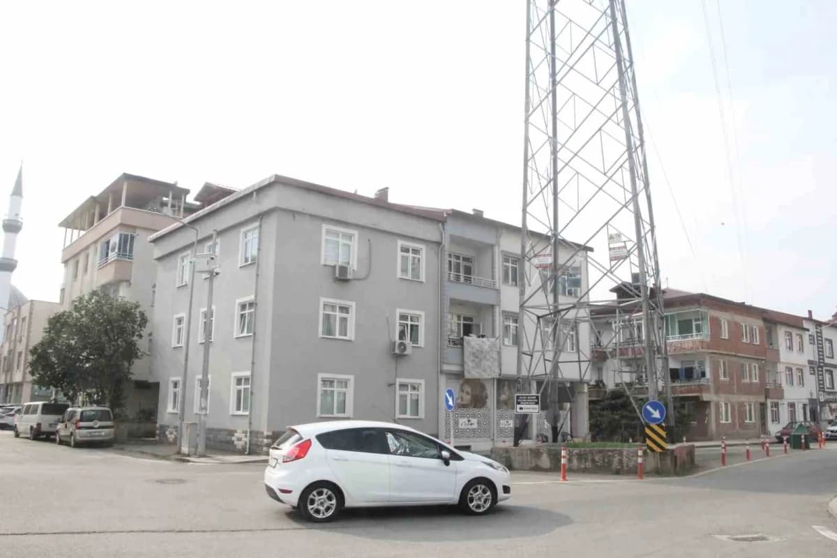 Kimi zaman sürücülere zor anlar yaşatabiliyor