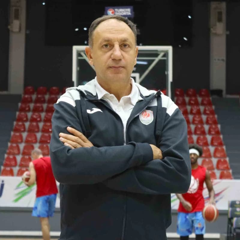 Aliağa Petkimspor Başantrenörü Orhun Ene
