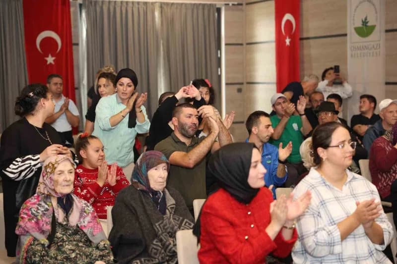 Osmangazi Belediyesi, 1 Ekim Dünya Yaşlılar Günü'nde BAREM sakinlerini Türk Sanat Müziği'nin gönüllerde iz bırakan eserl