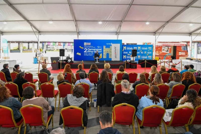 Osmangazi Belediyesi’nin kitapseverleri birbirinden değerli Kitap ve Yazarlarla buluşturduğu 2. Osmangazi Kitap Günleri,