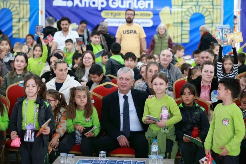 Osmangazi Belediyesi’nin kitapseverleri birbirinden değerli Kitap ve Yazarlarla buluşturduğu 2. Osmangazi Kitap Günleri,